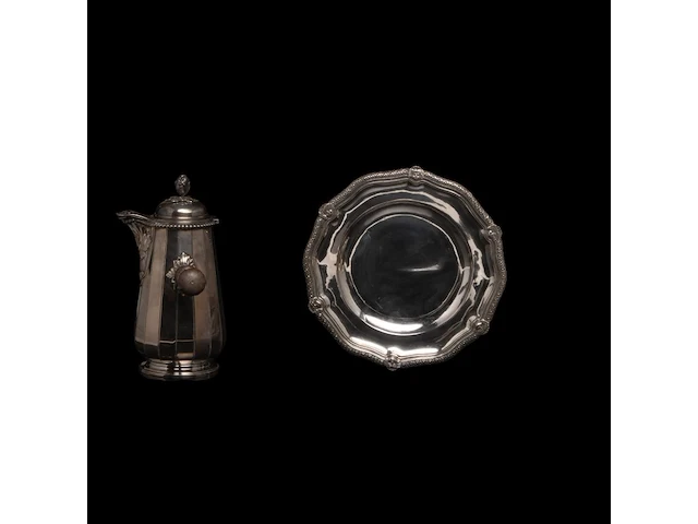 A french chocolate pot, a hungarian plate and six silver cups and saucers, h 4,5 - 23,5 cm, total weight: 1796 g - afbeelding 5 van  12