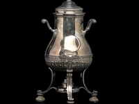 A french silver water kettle on turned wooden feet, french hallmark (1838-1961), 925/000, makers' mark risler & carré, paris, h 35 cm, 1395 g, the burner is added and marked christofle - afbeelding 7 van  22