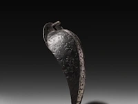 A german renaissance iron codpiece for an armour, ca. 1580 20 cm. (7.87 in.) - afbeelding 3 van  4