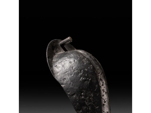 A german renaissance iron codpiece for an armour, ca. 1580 20 cm. (7.87 in.) - afbeelding 4 van  4