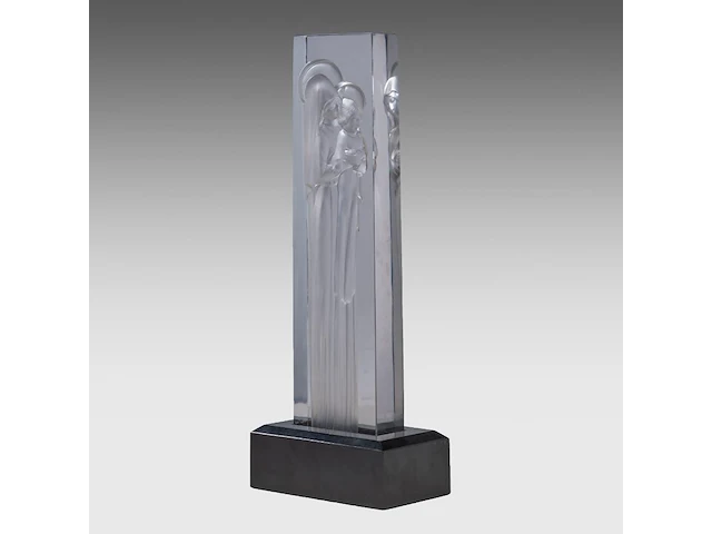 A glass art deco sculpture of the madonna and child by rené lalique (1860-1945) 37.5 cm. (14.75 in.) - afbeelding 2 van  6