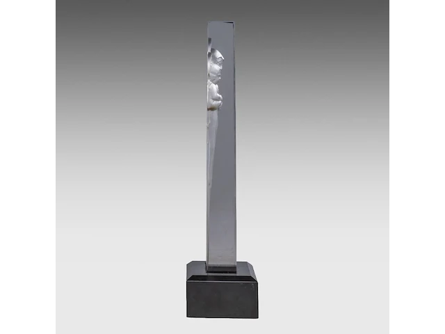 A glass art deco sculpture of the madonna and child by rené lalique (1860-1945) 37.5 cm. (14.75 in.) - afbeelding 3 van  6