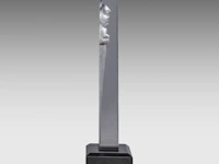 A glass art deco sculpture of the madonna and child by rené lalique (1860-1945) 37.5 cm. (14.75 in.) - afbeelding 3 van  6