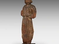 A gothic walnut sculpture of an angel, ca. 1500 63 cm. (24.80 in.)