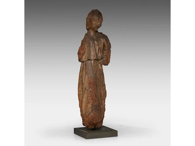 A gothic walnut sculpture of an angel, ca. 1500 63 cm. (24.80 in.) - afbeelding 6 van  8