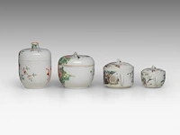 A group of chinese famille rose ware, incl. two fine teapots, some signed, some marked and of the tongzhi period, tallest h 16,5 cm (6) - afbeelding 5 van  10