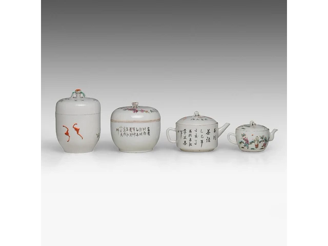 A group of chinese famille rose ware, incl. two fine teapots, some signed, some marked and of the tongzhi period, tallest h 16,5 cm (6) - afbeelding 6 van  10