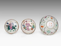 A group of chinese famille rose ware, including a fine teapot and a food warmer, republic period, tallest h 27,5 cm (7) - afbeelding 5 van  14