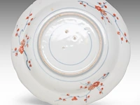 A group of thirteen japanese imari plates, incl. a series of six deep plates, meiji period, ø 23,5 - 29 cm (13) - afbeelding 3 van  11