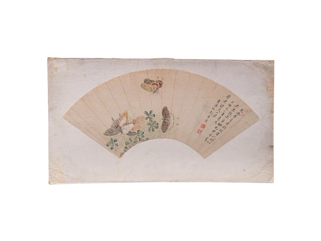 A group of three chinese paintings on fan, mostly 'insects and flowers', colour on paper, seal stamped and signed text, l 52,5 cm - afbeelding 7 van  7