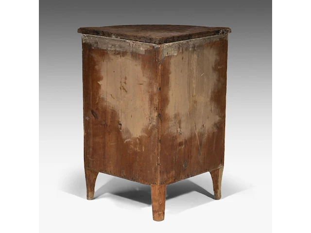 A hand-painted venetian rococo-style corner cabinet with marble top, 18thc 91 x 79 x 50 cm. (35.82 x 31.10 x 19.67 in.) - afbeelding 4 van  6