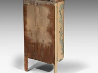 A hand-painted venetian rococo-style corner cabinet with marble top, 18thc 91 x 79 x 50 cm. (35.82 x 31.10 x 19.67 in.) - afbeelding 5 van  6