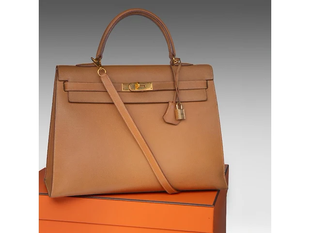 A hermès kelly 35 sellier veau epsom handbag with cc hardware 24.5 x 35 x 13 cm. (9.65 x 13.77 x 5.12 in.) - afbeelding 11 van  19