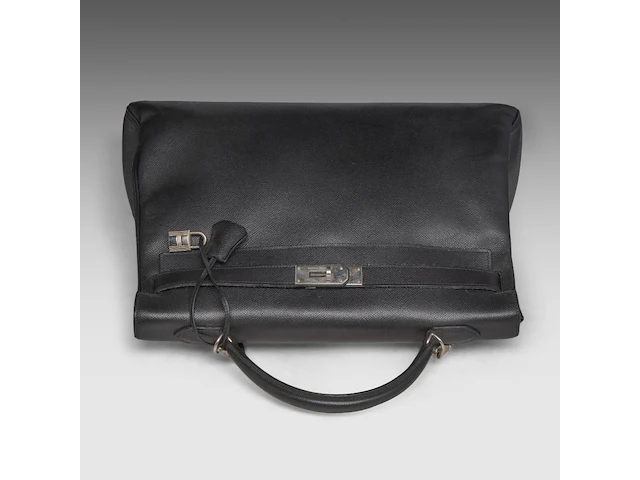 A hermès kelly 40 retourné in black veau epsom handbag with ck hardware 27 x 40 x 13 cm. (10.63 x 15 3/4 x 5.12 in.) - afbeelding 18 van  36
