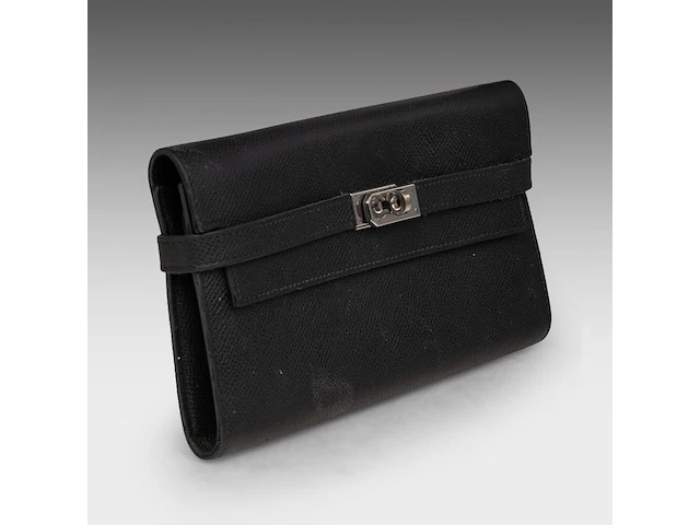 A hermès kelly wallet to go in black calfskin 11 x 20 cm. (4.33 x 7.87 in.) - afbeelding 3 van  9