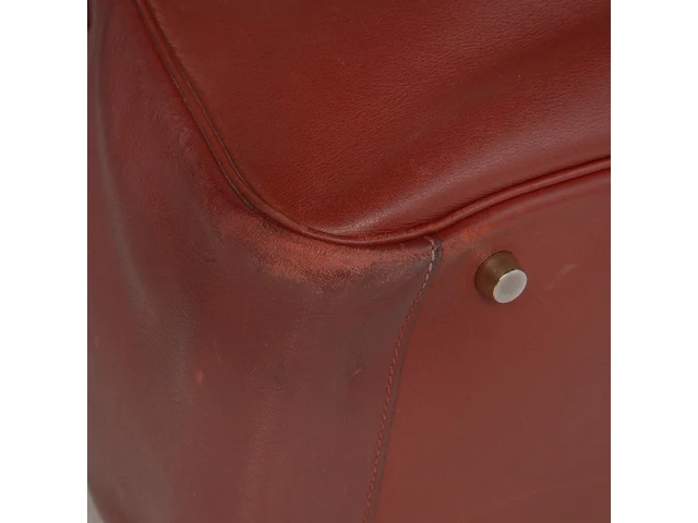 A hermès lindy 34 rouge hermès veau swift leather handbag with cc hardware 22 x 34 x 16 cm. (8.66 x 13.39 x 6.29 in.) - afbeelding 10 van  19