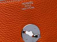 A hermès lindy handbag 24 x 35 x 17 cm. (9.44 x 13.77 x 6.69 in.) - afbeelding 2 van  11