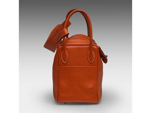 A hermès lindy handbag 24 x 35 x 17 cm. (9.44 x 13.77 x 6.69 in.) - afbeelding 5 van  11