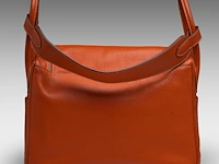 A hermès lindy handbag 24 x 35 x 17 cm. (9.44 x 13.77 x 6.69 in.) - afbeelding 6 van  11