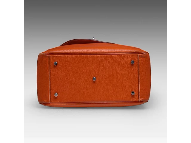 A hermès lindy handbag 24 x 35 x 17 cm. (9.44 x 13.77 x 6.69 in.) - afbeelding 9 van  11