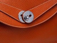 A hermès lindy handbag 24 x 35 x 17 cm. (9.44 x 13.77 x 6.69 in.) - afbeelding 10 van  11