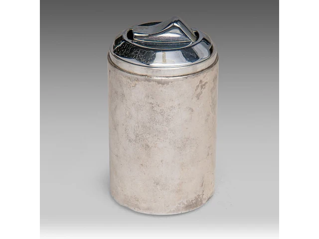 A hermès two-tone silver plate table lighter 'cartouche', ca 1970 9.5 cm. (3.74 in.) - afbeelding 4 van  6