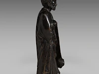 A japanese bronze figure of a rakan (arhat), meiji period, h 26 cm - afbeelding 5 van  7