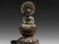 A japanese champlevé enameled bronze buddha, signed, 19th/20thc, h 56,5 cm