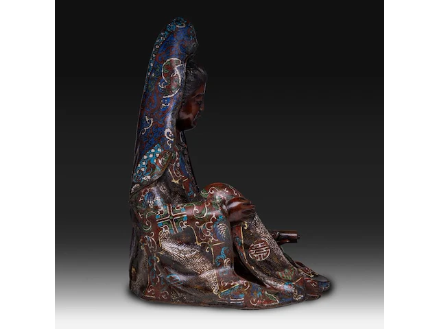 A japanese champlevé enamelled bronze of kannon, meiji period (1868-1912), h 52 cm - afbeelding 5 van  9
