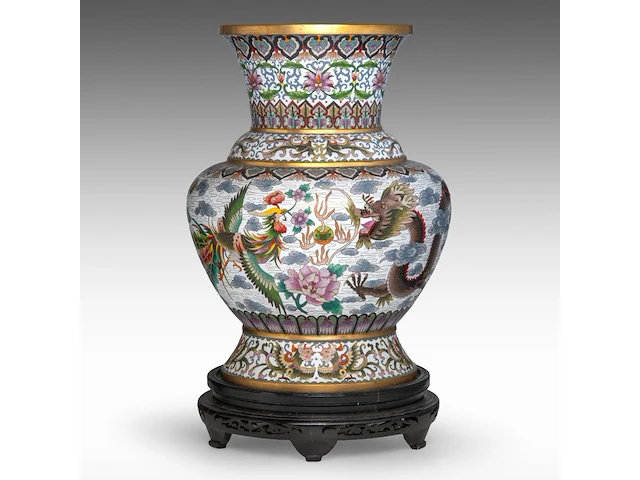 A japanese cloisonné enamelled 'phoenix and dragon' bronze large vase, meiji period, h 52 cm - afbeelding 2 van  7