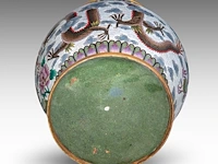 A japanese cloisonné enamelled 'phoenix and dragon' bronze large vase, meiji period, h 52 cm - afbeelding 7 van  7
