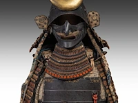 A japanese gusoku or samurai armour, 20thc, total h 130 cm - afbeelding 7 van  7