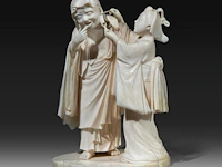 A japanese ivory okimono of a lady cleaning a rakan's ear, signed, meiji period (1868-1912), h 12,5 cm (+) - afbeelding 2 van  8