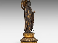 A japanese lacquered figure of jizo, bodhisattva of the earth store (ksitigarbha), late edo, total h 48,5 cm - afbeelding 6 van  8