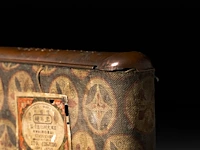 A japanese meiji hand warmer, with a phallic decoration on top, ca. 1900 11.5 x 7 cm. (4.53 x 2.75 in.) - afbeelding 6 van  6