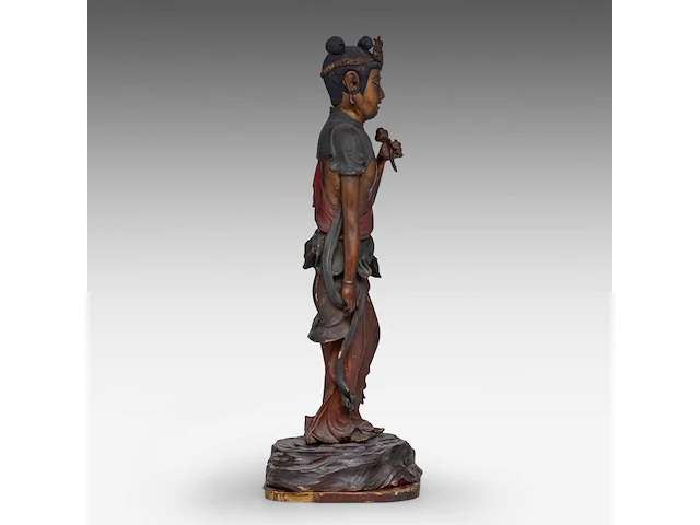 A japanese polychrome lacquered standing figure of sho kannon bosatsu, late meiji, total h 53 cm - fitted in a zushi portable shrine, h 57,5 - 22 x 21 cm - afbeelding 10 van  13