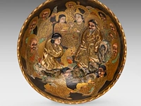 A japanese satsuma ware 'rakan / 500 arhats' bowl, late meiji, h 7,5 - ø 18 cm - afbeelding 2 van  6