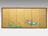 A japanese six-panel byobu folding screen, 'iris and peonies', colour on gold leaf, meiji period (19thc), 172,5 x 379,5 cm