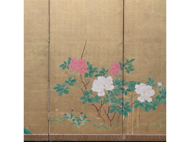 A japanese six-panel byobu folding screen, 'iris and peonies', colour on gold leaf, meiji period (19thc), 172,5 x 379,5 cm - afbeelding 6 van  7