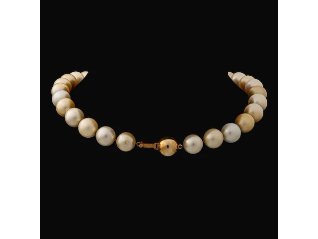 A jka köhle pastel pearl necklace, 14ct gold clasp, l 47 cm - afbeelding 2 van  4