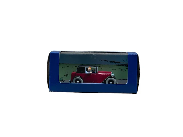 A large and interesting collection of 69 tintin small-scale model cars, edition by moulinscart, 2003-05 - afbeelding 4 van  69