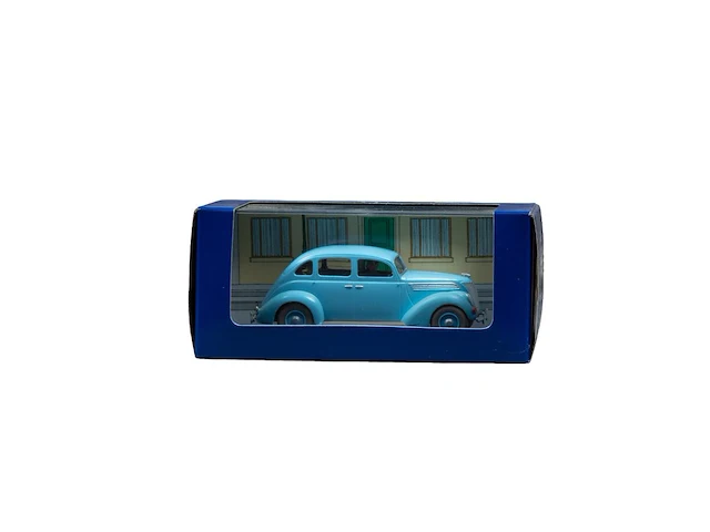 A large and interesting collection of 69 tintin small-scale model cars, edition by moulinscart, 2003-05 - afbeelding 19 van  69