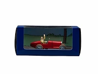 A large and interesting collection of 69 tintin small-scale model cars, edition by moulinscart, 2003-05 - afbeelding 55 van  69