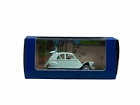 A large and interesting collection of 69 tintin small-scale model cars, edition by moulinscart, 2003-05 - afbeelding 58 van  69