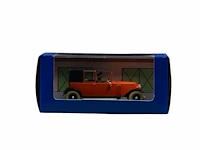 A large and interesting collection of 69 tintin small-scale model cars, edition by moulinscart, 2003-05 - afbeelding 63 van  69
