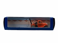 A large and interesting collection of 69 tintin small-scale model cars, edition by moulinscart, 2003-05 - afbeelding 66 van  69