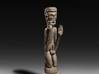 A large borneo hampagong tribal fertility sculpture in carved exotic hardwood 85 cm. (33.46 in.)