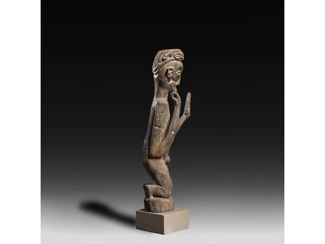 A large borneo hampagong tribal fertility sculpture in carved exotic hardwood 85 cm. (33.46 in.) - afbeelding 2 van  5