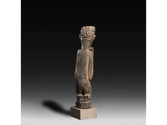 A large borneo hampagong tribal fertility sculpture in carved exotic hardwood 85 cm. (33.46 in.) - afbeelding 3 van  5