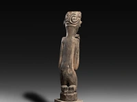 A large borneo hampagong tribal fertility sculpture in carved exotic hardwood 85 cm. (33.46 in.) - afbeelding 3 van  5
